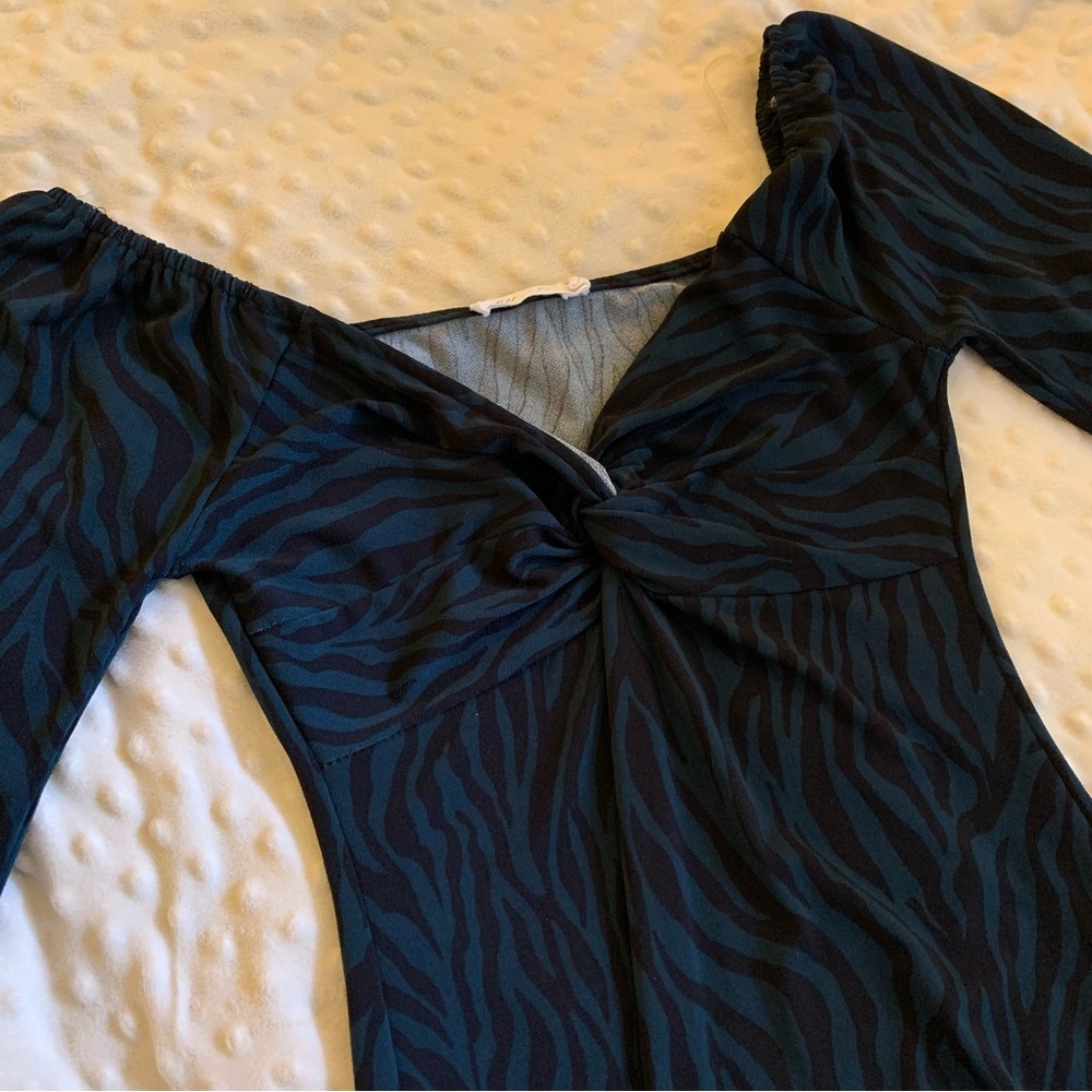 All in Favor Black and Blue Long Sleeve Body Con Dress